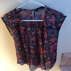 Short Sleeve Floral Blouse